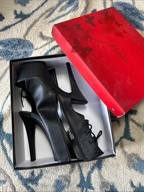 Pleaser Aspire Black Women's High Heel Lace-Up Ankle Boots